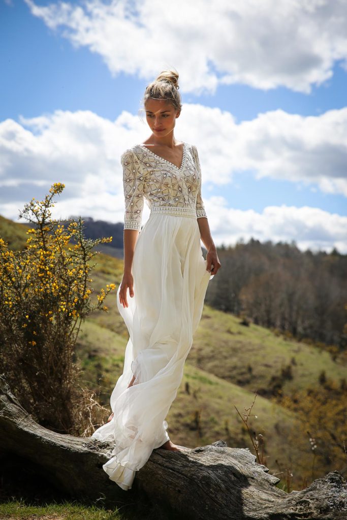 Robes de mariée : Carmen - Collection permanente - Marie Laporte - Créatrice de robes de mariée sur mesure - Paris