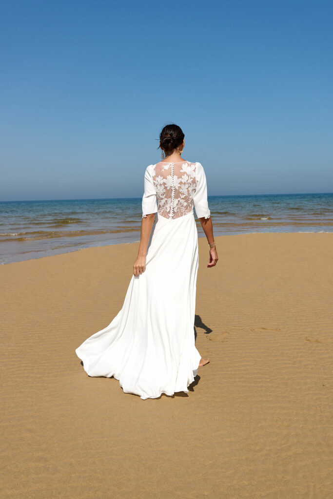 Robes de mariée : La Farceuse - Au fil de l'eau - Marie Laporte - Créatrice de robes de mariée sur mesure - Paris