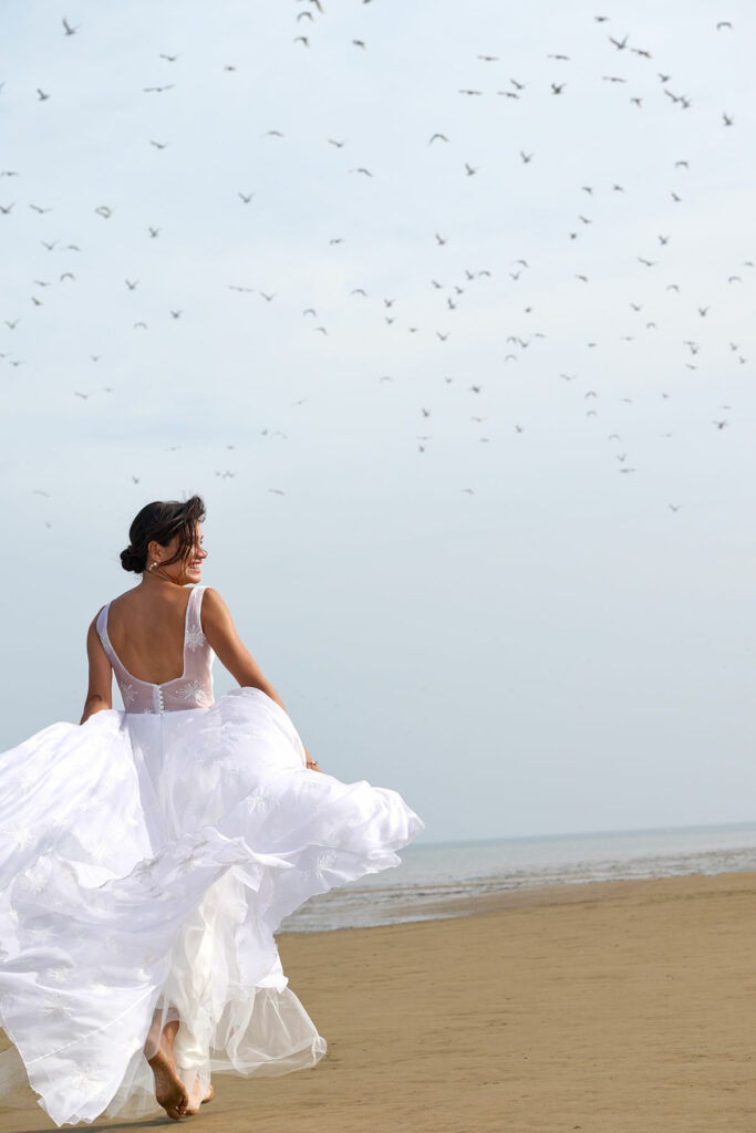 Robes de mariée : La Splendide - Au fil de l'eau - Marie Laporte - Créatrice de robes de mariée sur mesure - Paris