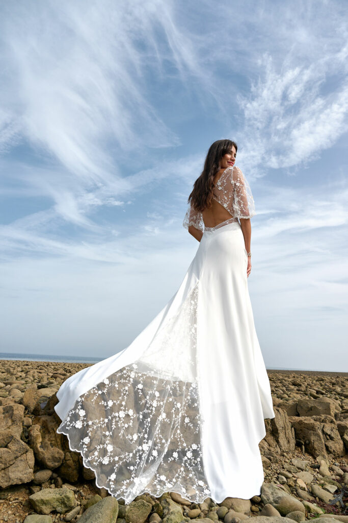 Robes de mariée : La Sublime - Au fil de l'eau - Marie Laporte - Créatrice de robes de mariée sur mesure - Paris