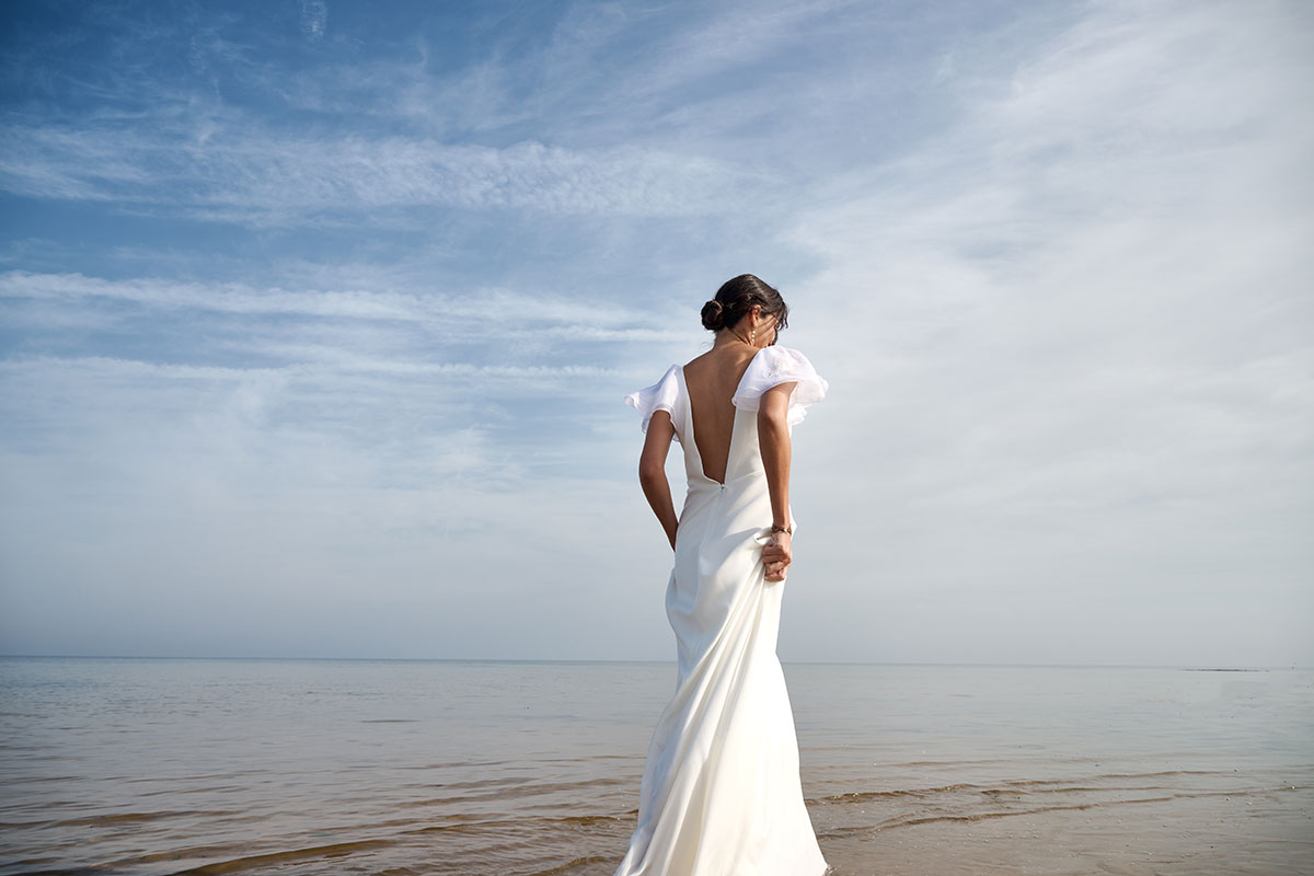 Robes de mariée : L’Unique - Au fil de l'eau - Marie Laporte - Créatrice de robes de mariée sur mesure - Paris